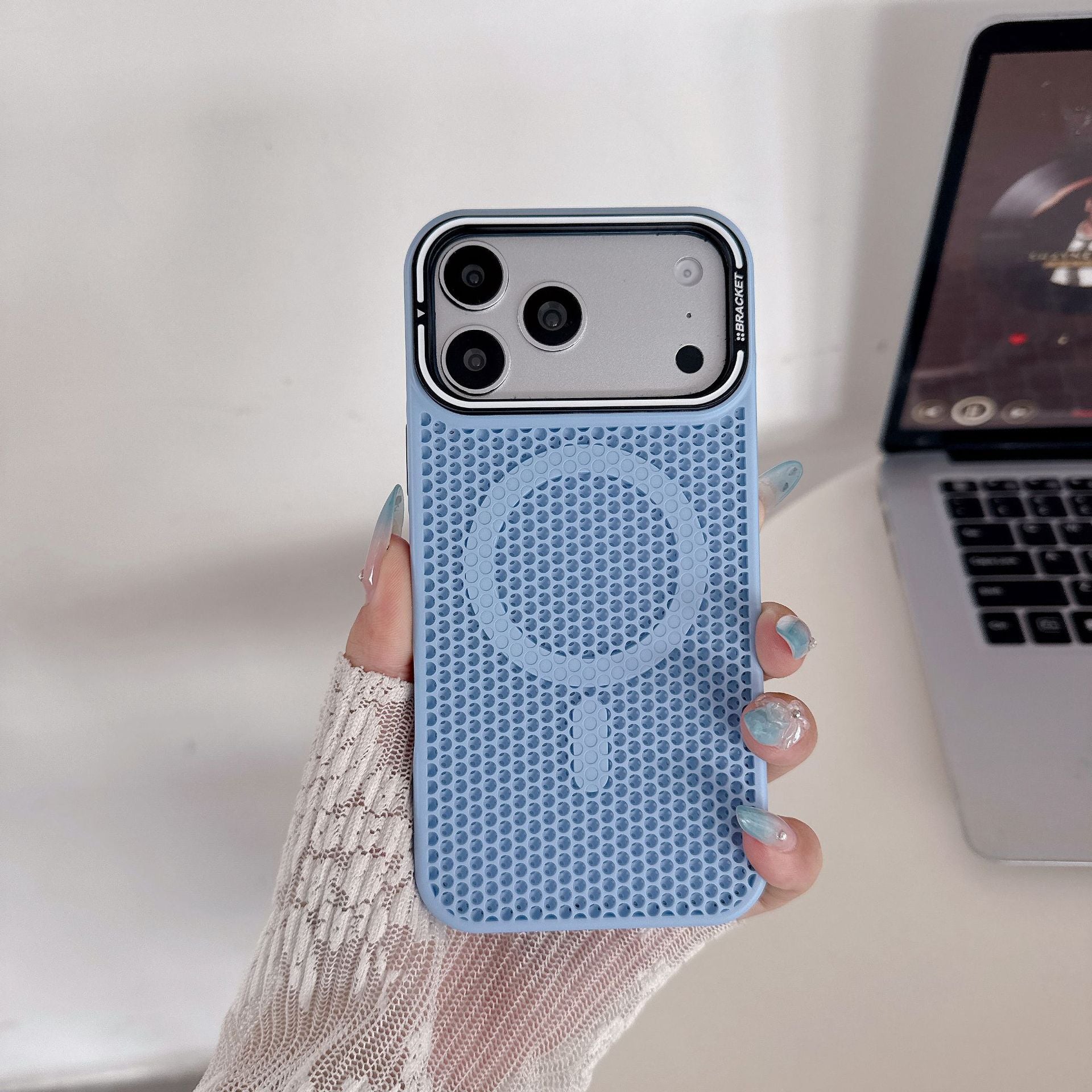 iPhone 18 Pro honeycomb cooling case product view