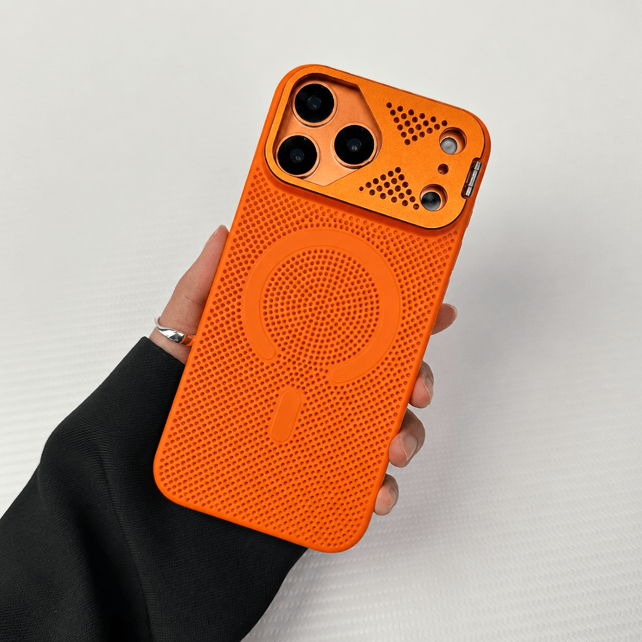 Orange,16 Pro